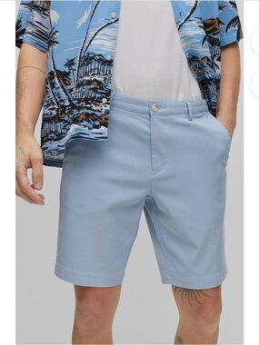 HUGO BOSS SLICE SLIM FIT SHORT LIGHT BLUE. 32R